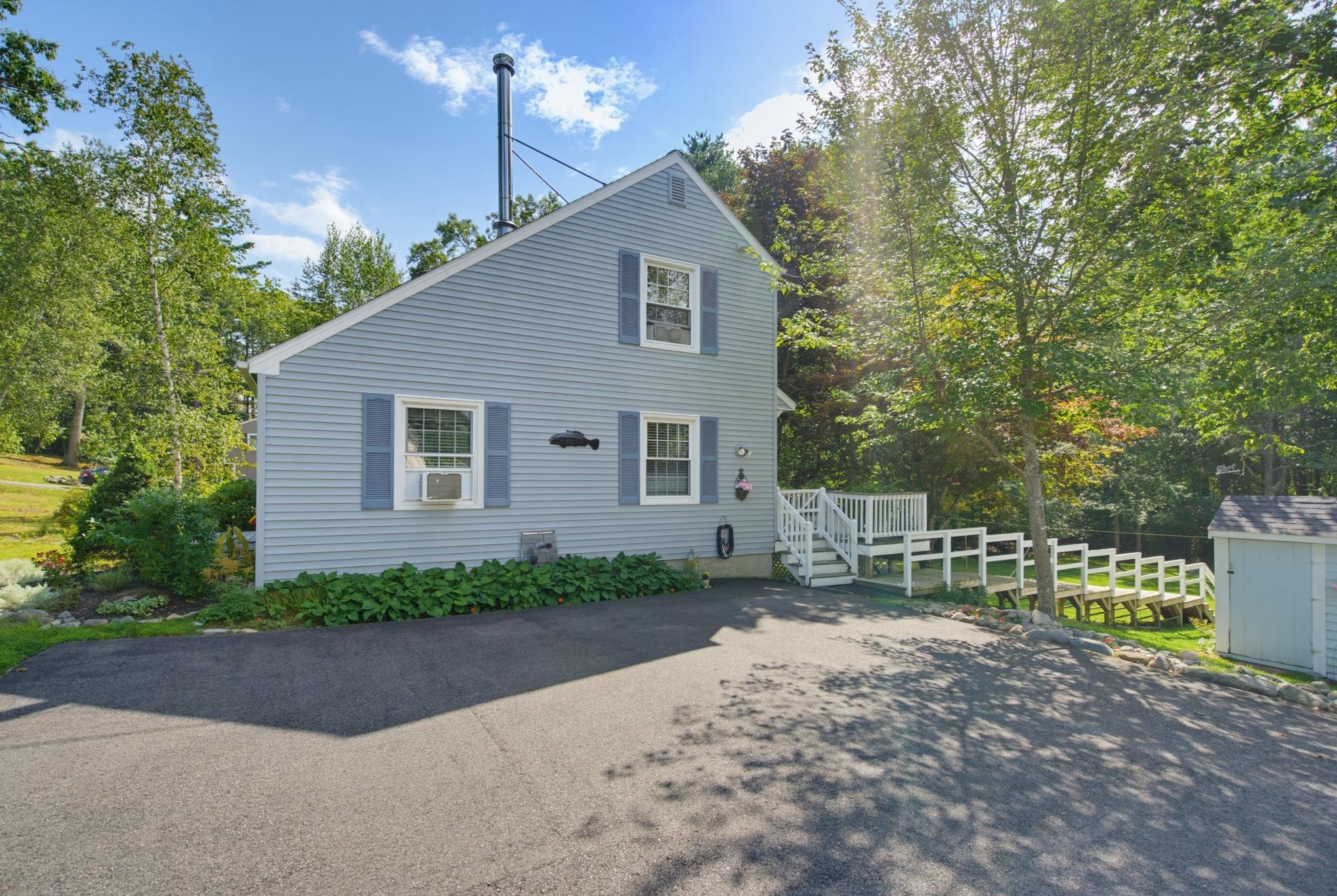 176 Exeter Road Newmarket, NH 03857 - Photo 2 of 40 Gallery Image 2