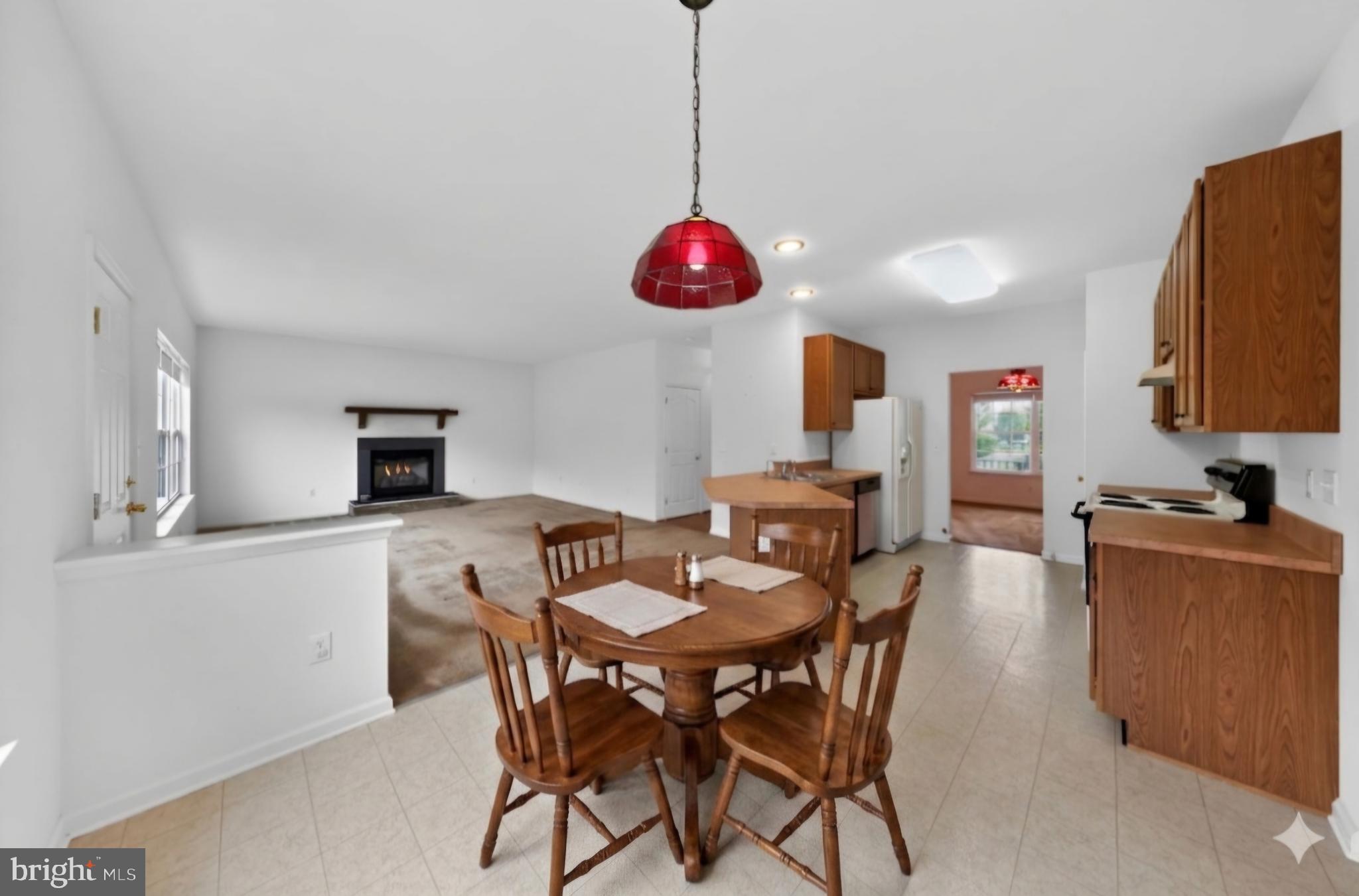 5 Basalt Street Townsend, DE 19734 - Photo 15 of 45 Virtually staged Kitchen with Eat in space