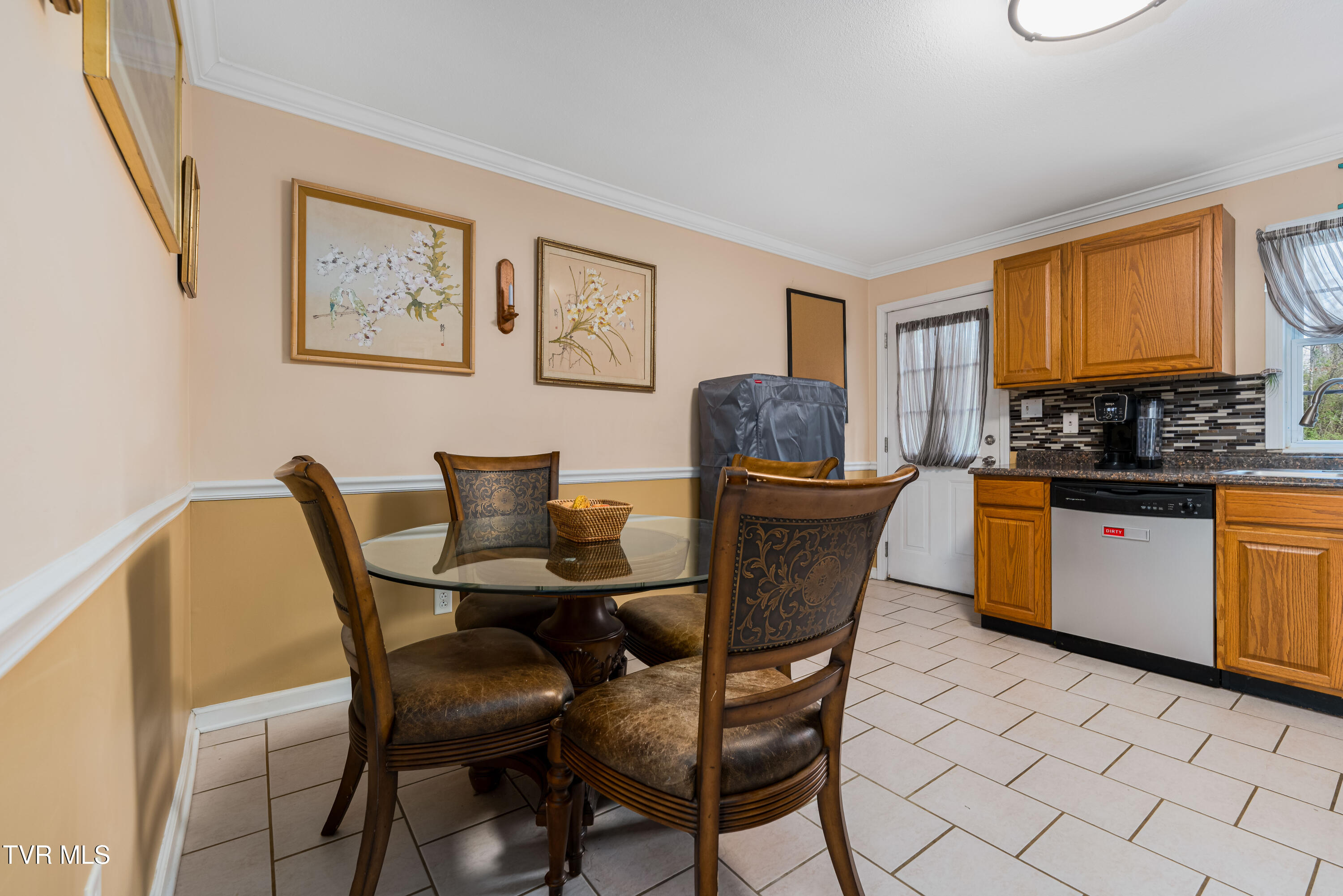 3402 West Walnut Street Johnson City, TN 37604 - Photo 22 of 66 3402 west walnut (49 of 66)