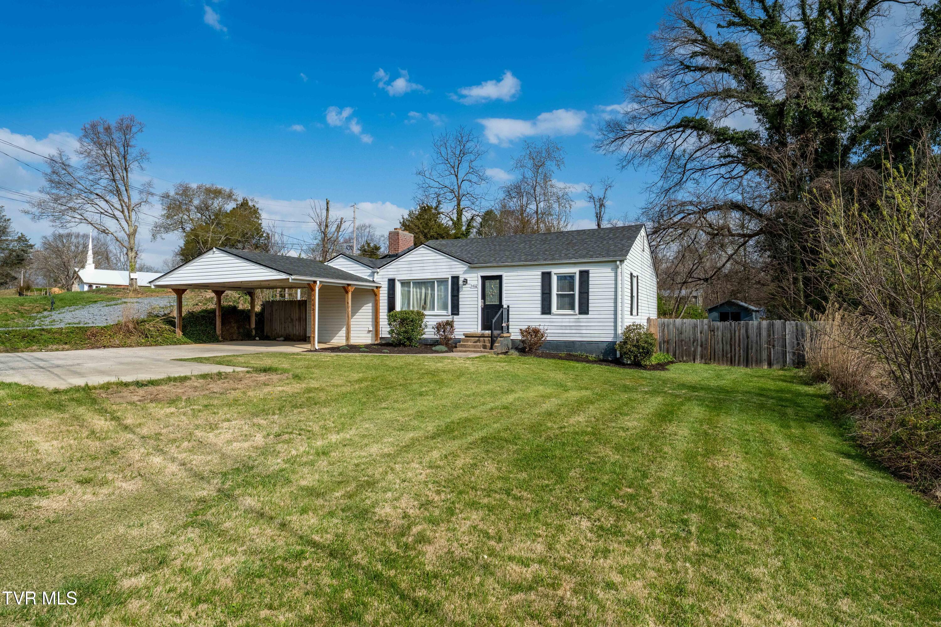 3402 West Walnut Street Johnson City, TN 37604 - Photo 5 of 66 3402 west walnut (22 of 66)