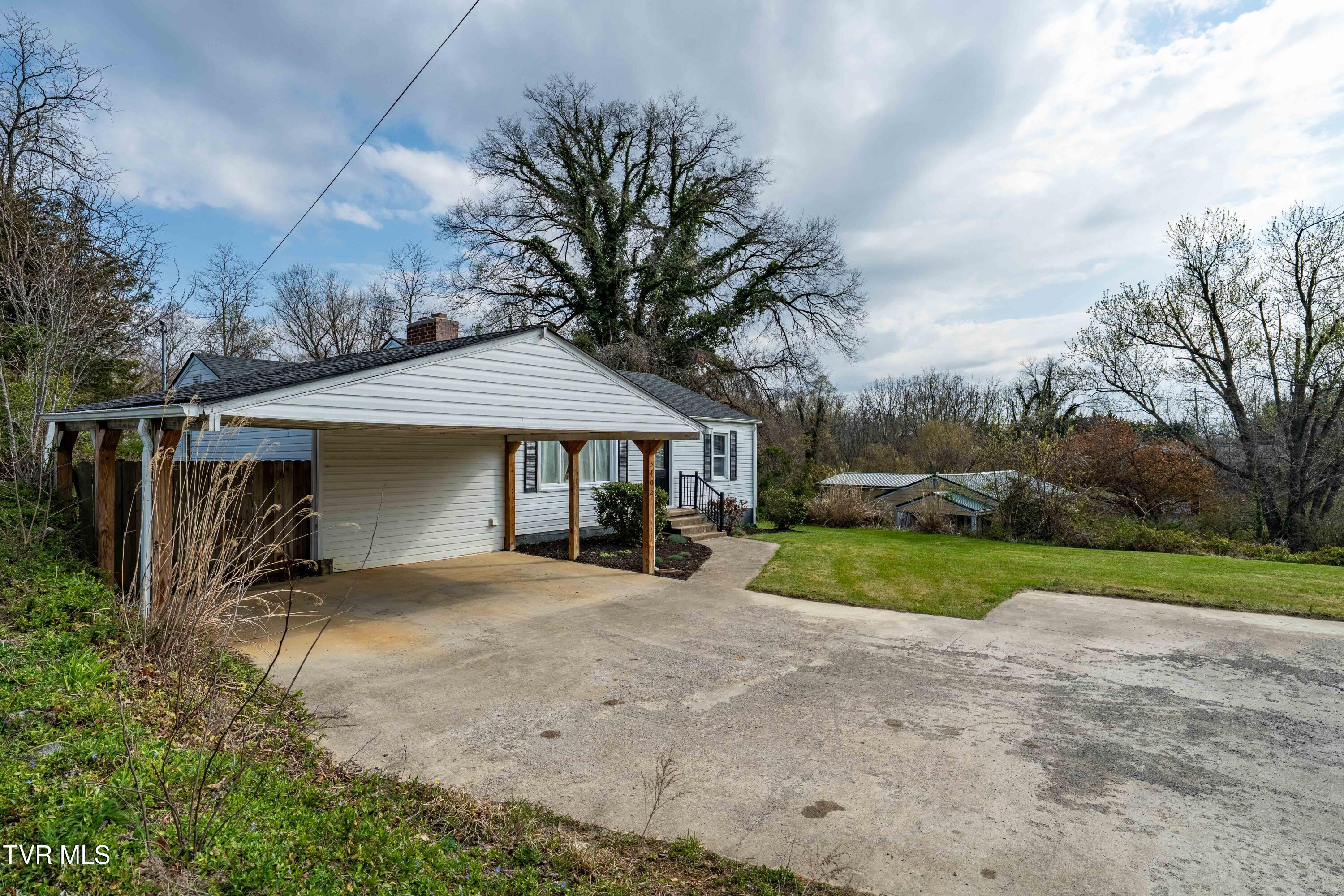 3402 West Walnut Street Johnson City, TN 37604 - Photo 55 of 66 3402 west walnut (20 of 66)