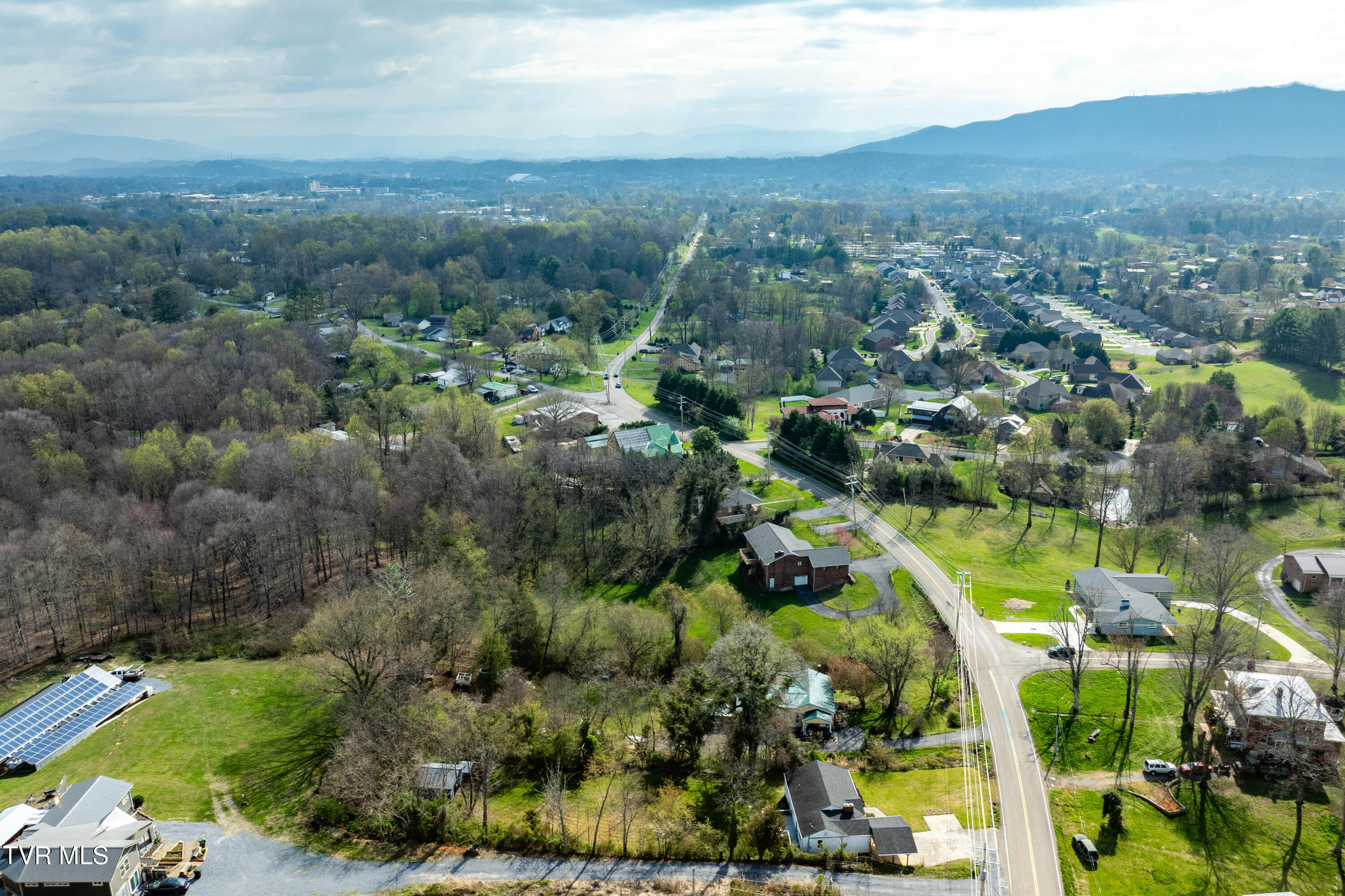 3402 West Walnut Street Johnson City, TN 37604 - Photo 58 of 66 3402 west walnut (9 of 66)