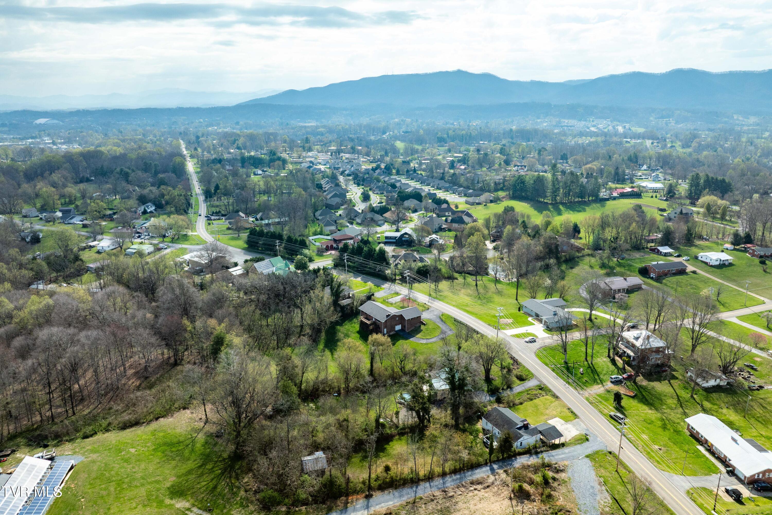 3402 West Walnut Street Johnson City, TN 37604 - Photo 60 of 66 3402 west walnut (8 of 66)