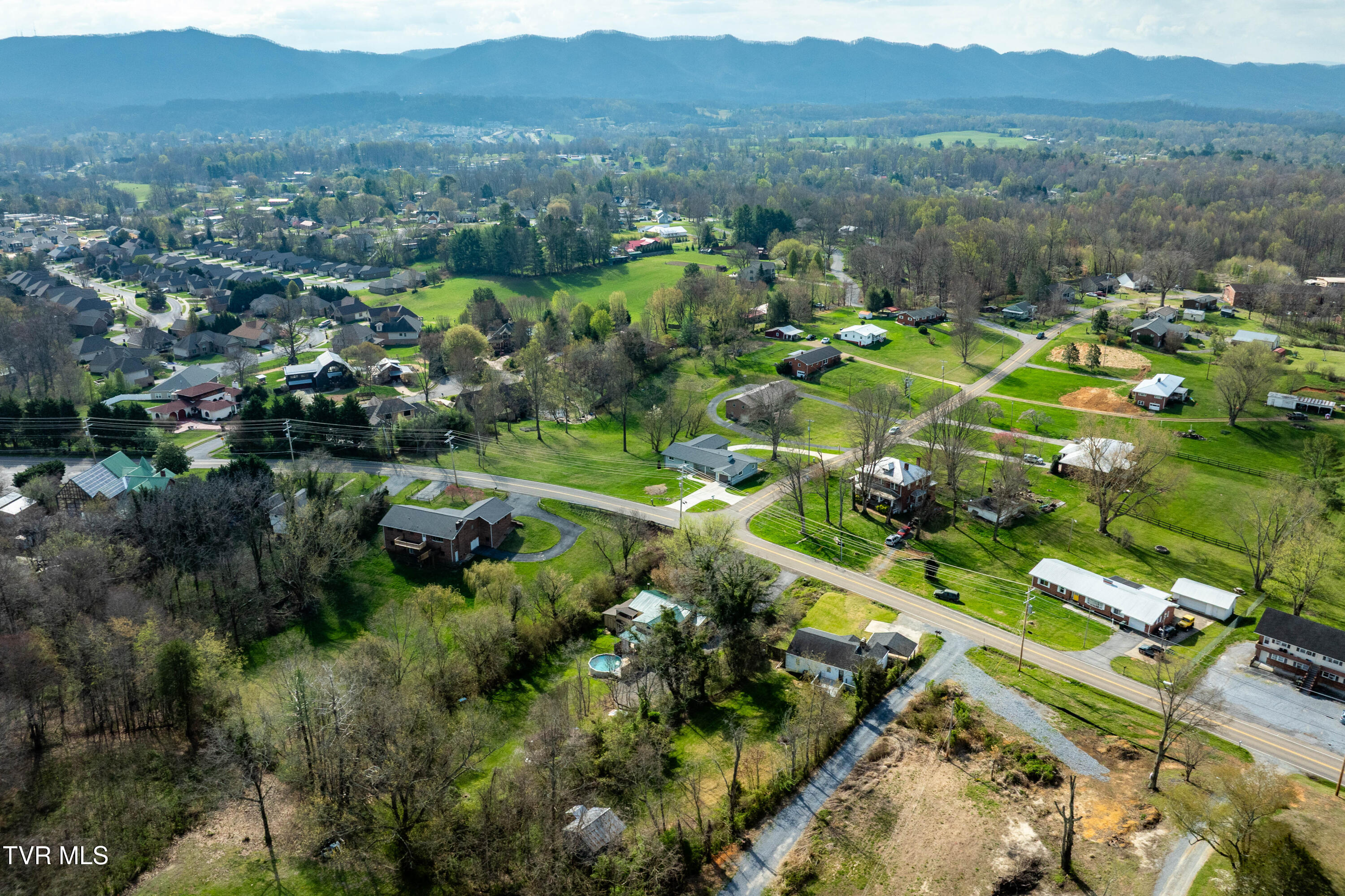 3402 West Walnut Street Johnson City, TN 37604 - Photo 61 of 66 3402 west walnut (7 of 66)