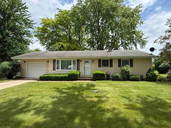 $275,000 | 1040 North Sumac Drive, Janesville, WI 53545