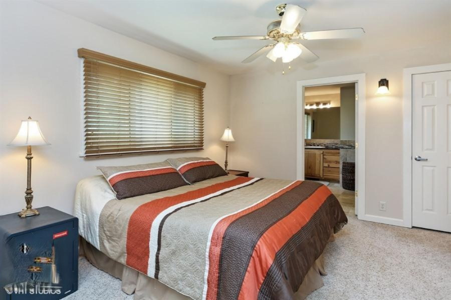 16790 Flynn Road Three Oaks, MI 49128 - Photo 11 of 30 17_16790FlynnRoad_178_MasterBedroom_LowR