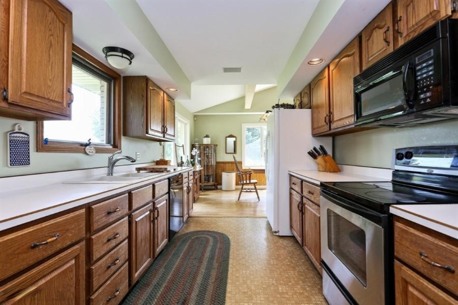 07_16790FlynnRoad_5_Kitchen_LowRes[1]