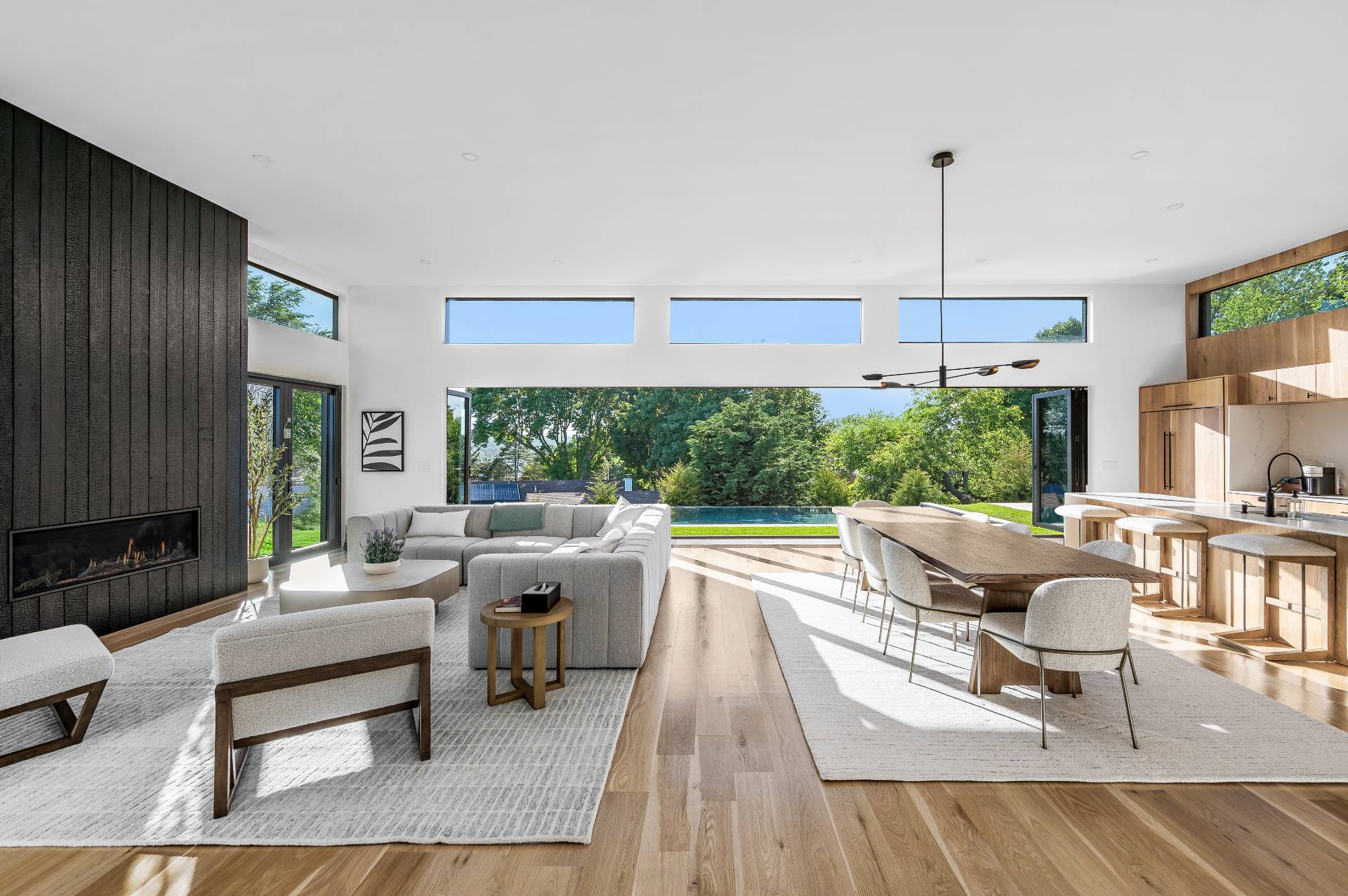 21 South Edin Street Montauk, NY 11954 - Photo 3 of 31 Gallery Image 3