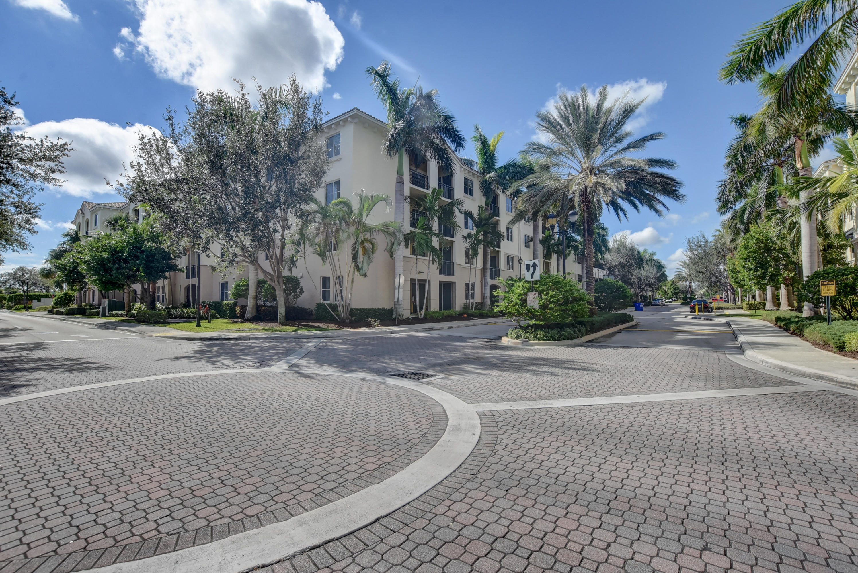 4202 Renaissance Way, Unit 202 Boynton Beach, FL 33426 - Photo 11 of 25 MG 4 Renaissance Way #202-18