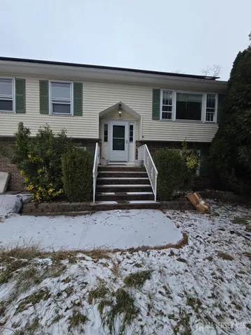 $4,000 | 241 Monmouth Road, Freehold, NJ 07728