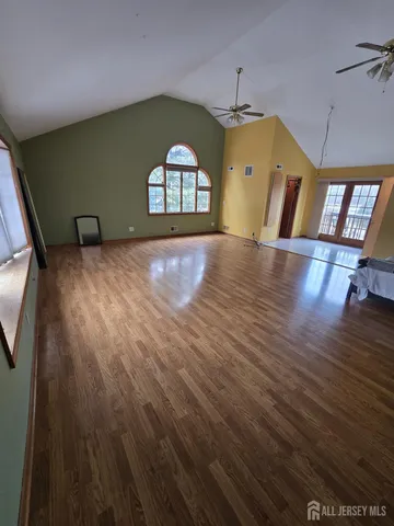 $4,000 | 241 Monmouth Road, Freehold, NJ 07728