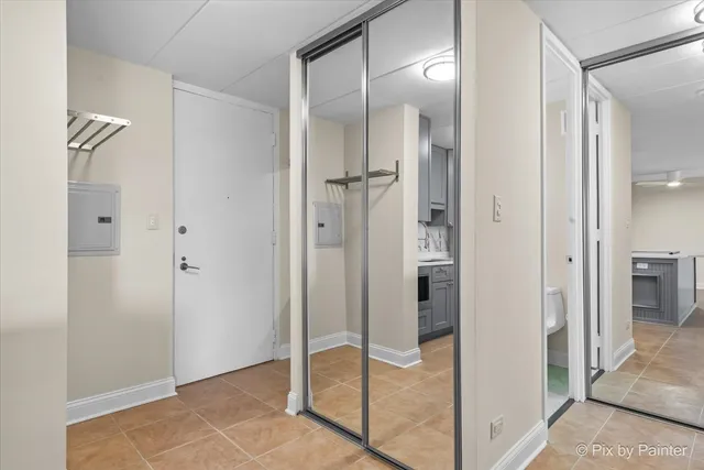 $189,000 | 16 East Old Willow Road, Unit 417S, Prospect Heights, IL 60070