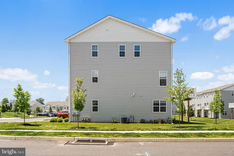 $535,000 | 421 Ridgewood Drive, Royersford, PA 19468