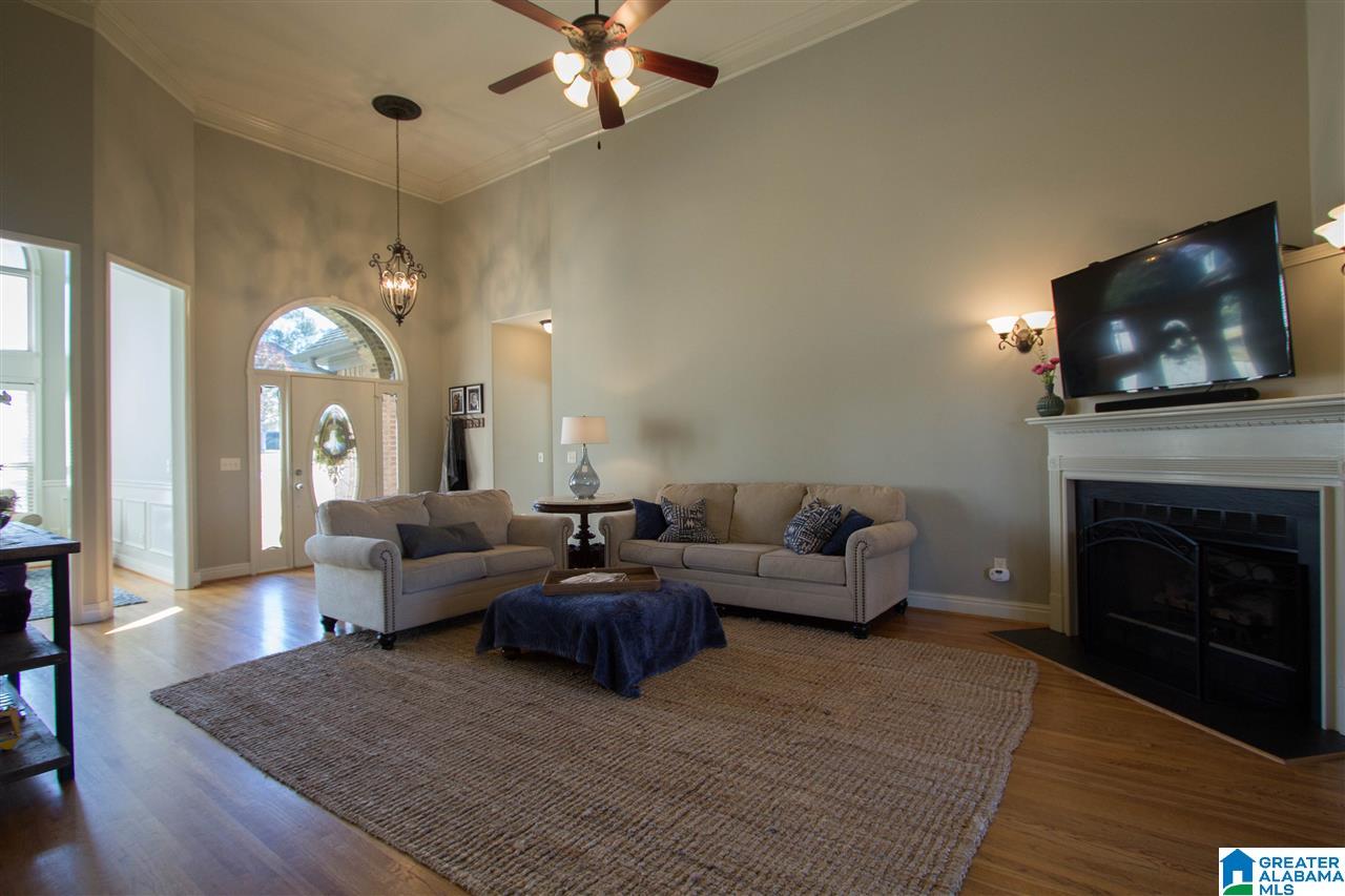 163 Clairmont Road Sterrett, AL 35147 - Photo 4 of 31