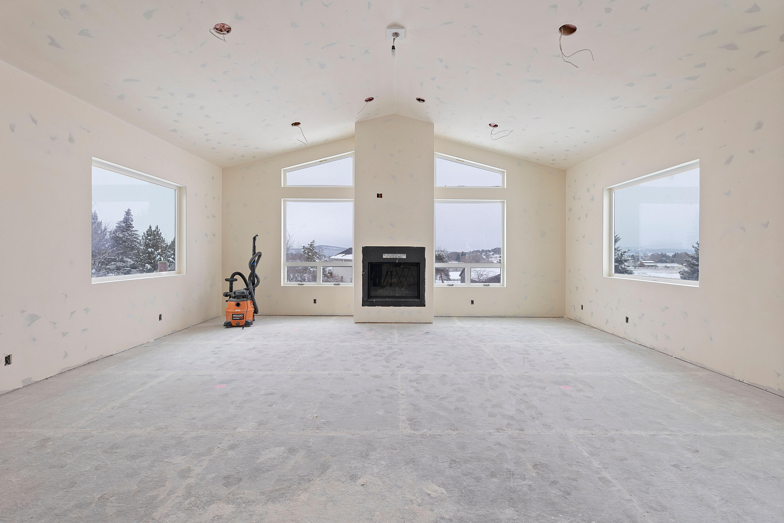 3248 Northeast Yellowpine Road Prineville, OR 97754 - Photo 14 of 30 8T3A4392