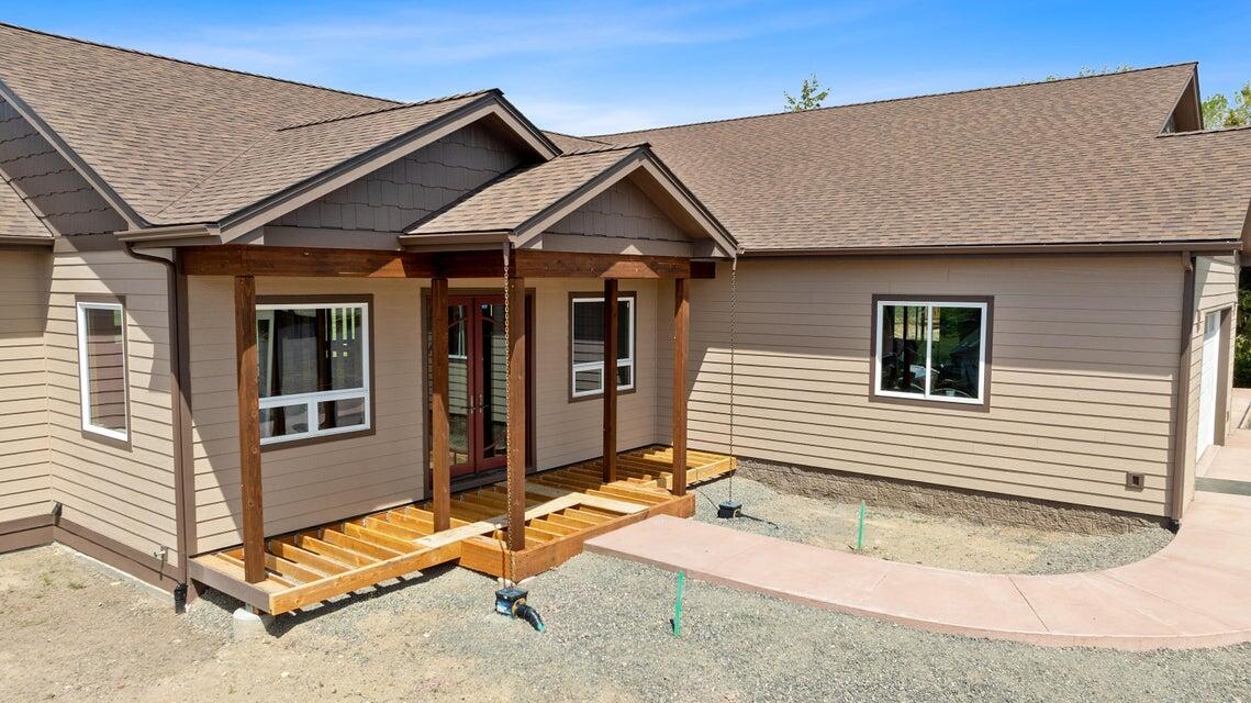 3248 Northeast Yellowpine Road Prineville, OR 97754 - Photo 4 of 30 3