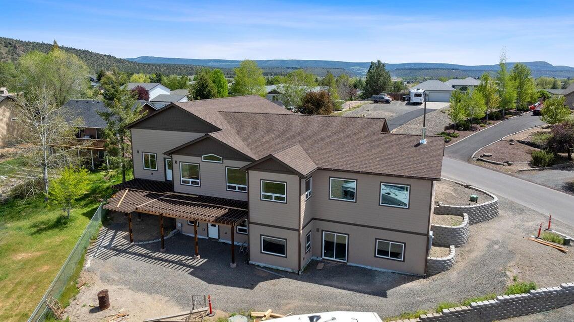 3248 Northeast Yellowpine Road Prineville, OR 97754 - Photo 6 of 30 6