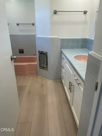 a bathroom with a bathtub