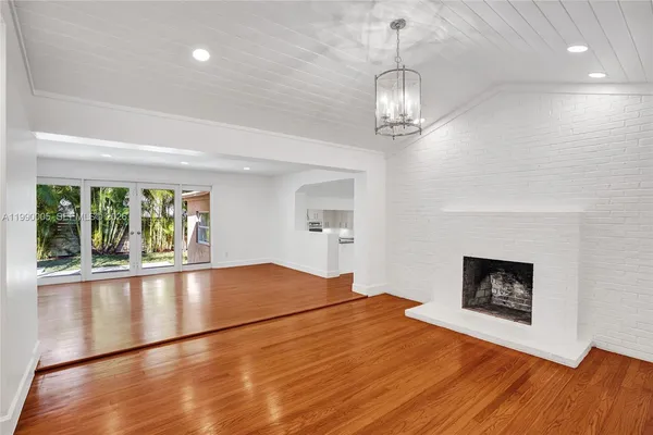 $6,200 | 20 Northwest 101st Street, Miami Shores, FL 33150