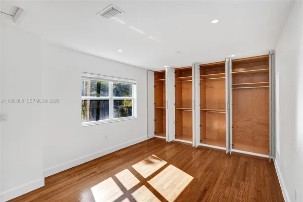 $6,200 | 20 Northwest 101st Street, Miami Shores, FL 33150