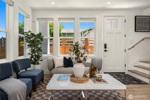 $624,950 | 7546 26th Avenue Northwest, Unit B, Seattle, WA 98117