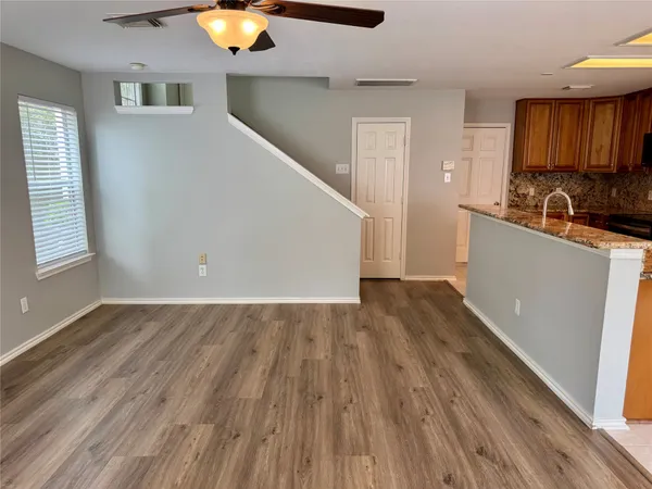 $1,900 | 226 South Walden Elms Circle, The Woodlands, TX 77382