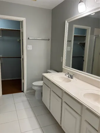 $2,000 | 226 South Walden Elms Circle, The Woodlands, TX 77382