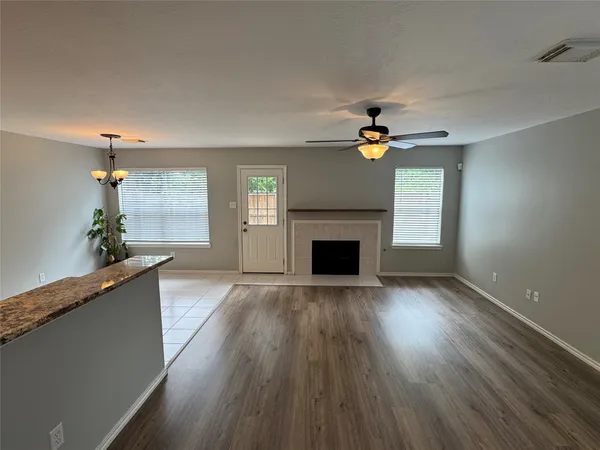 $1,900 | 226 South Walden Elms Circle, The Woodlands, TX 77382