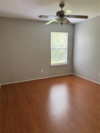 $2,000 | 226 South Walden Elms Circle, The Woodlands, TX 77382