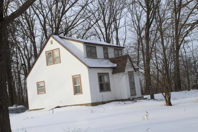 $250,000 | 19707 90th Avenue, Milaca, MN 56353