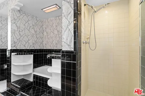 $749,000 | 3348 James M Wood Boulevard, Unit 10, Los Angeles, CA 90006