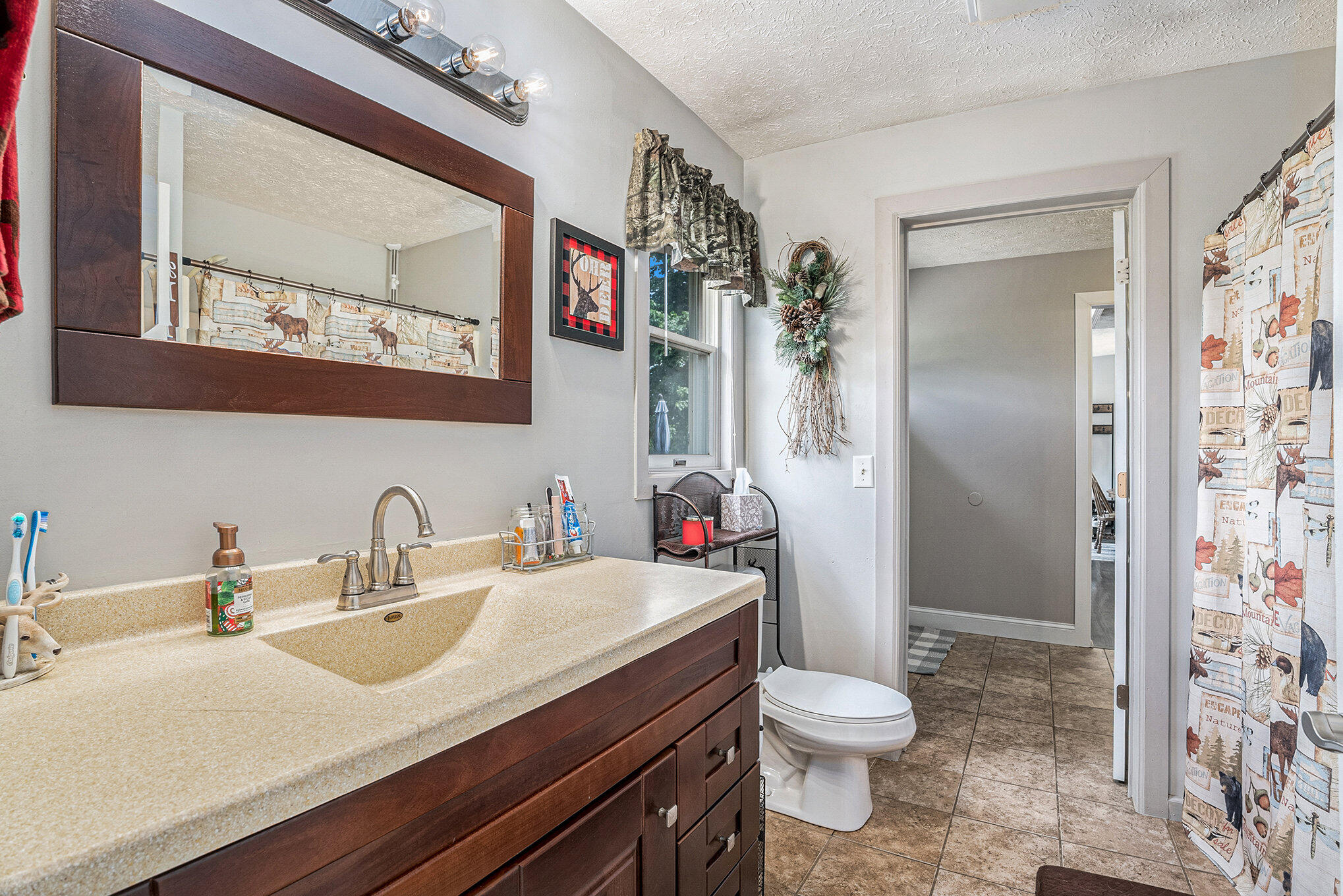 7966 Cain Road Jackson, MI 49201 - Photo 13 of 37 015_a7s07147