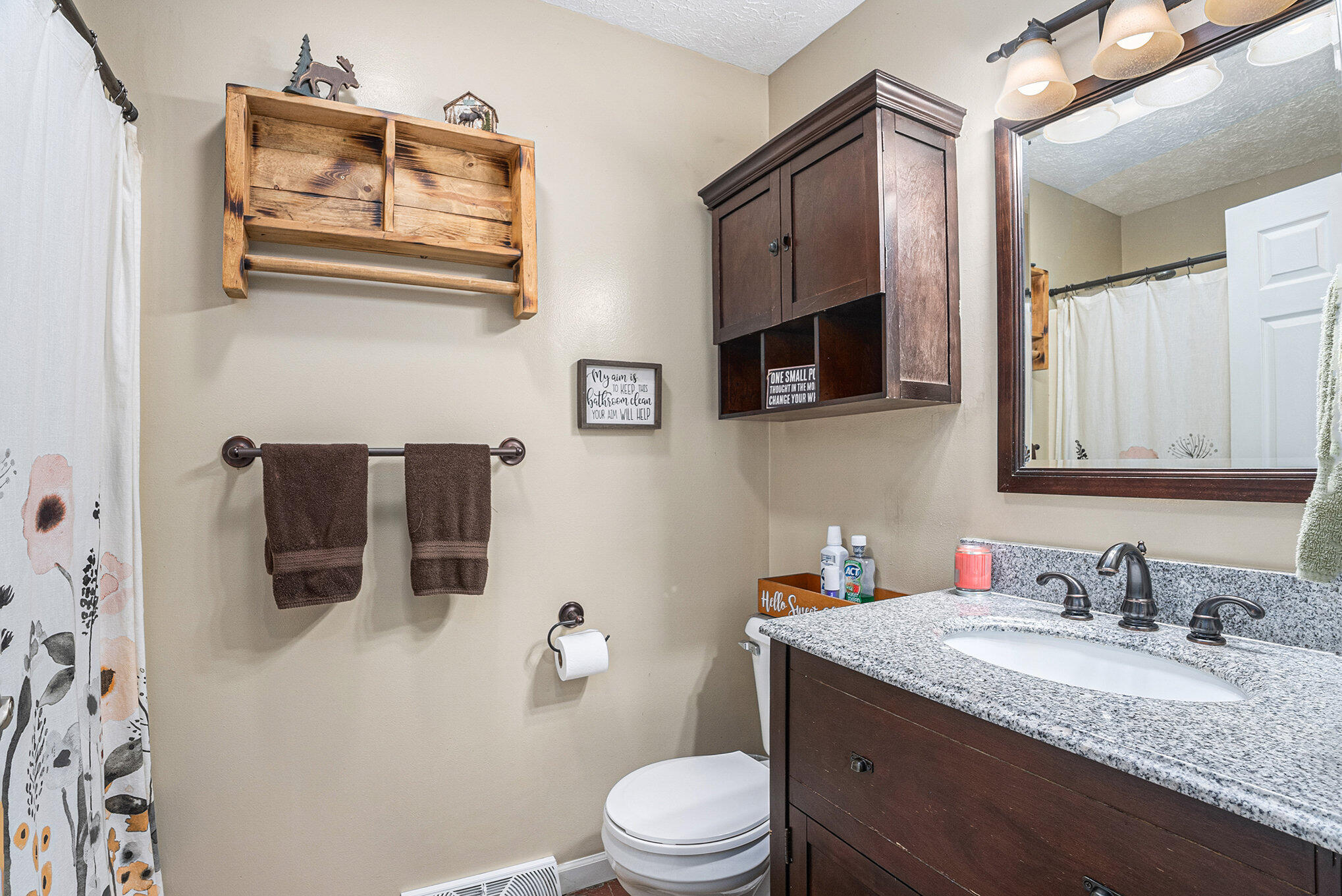 7966 Cain Road Jackson, MI 49201 - Photo 19 of 37 021_a7s07152