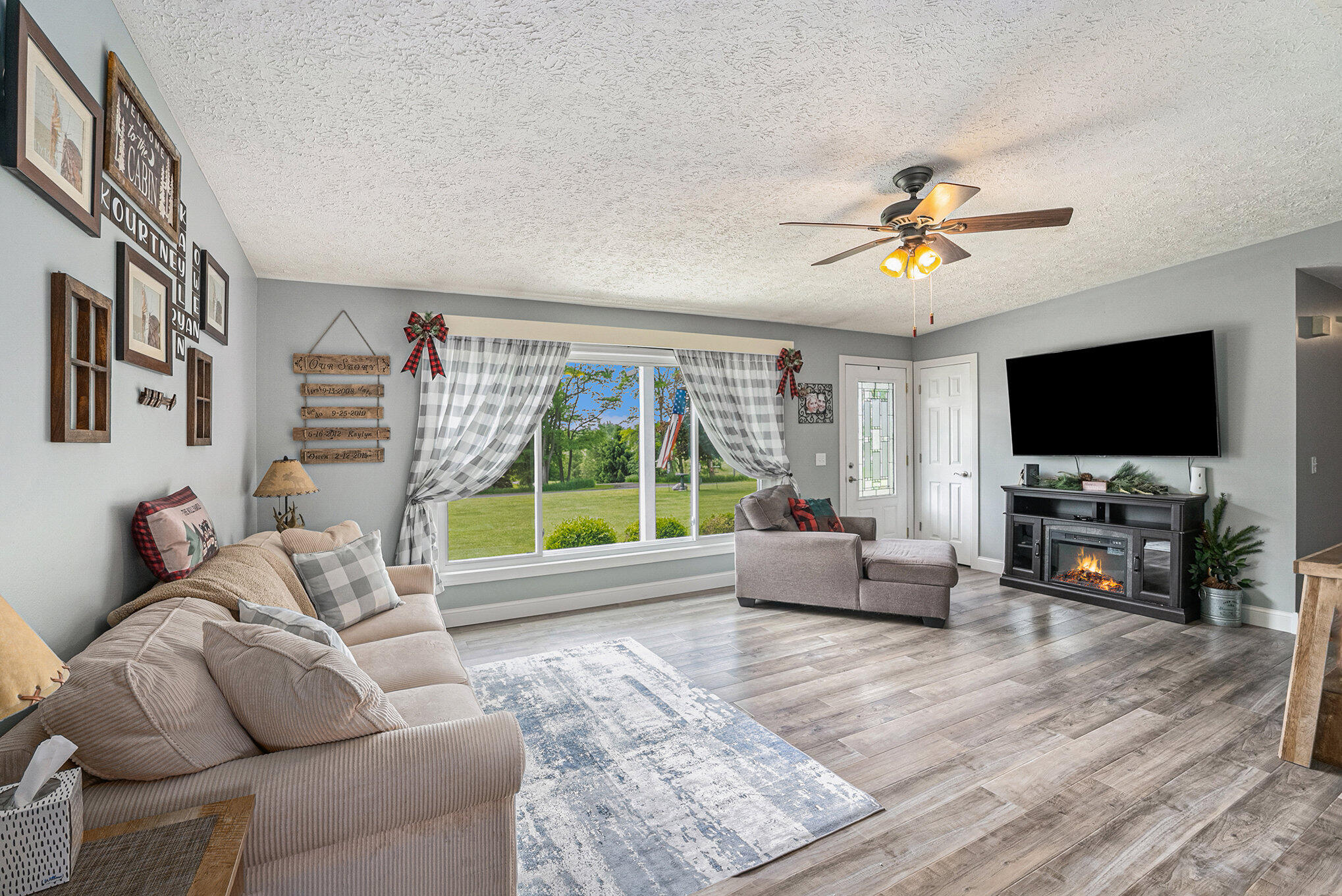7966 Cain Road Jackson, MI 49201 - Photo 3 of 37 005_a7s07117