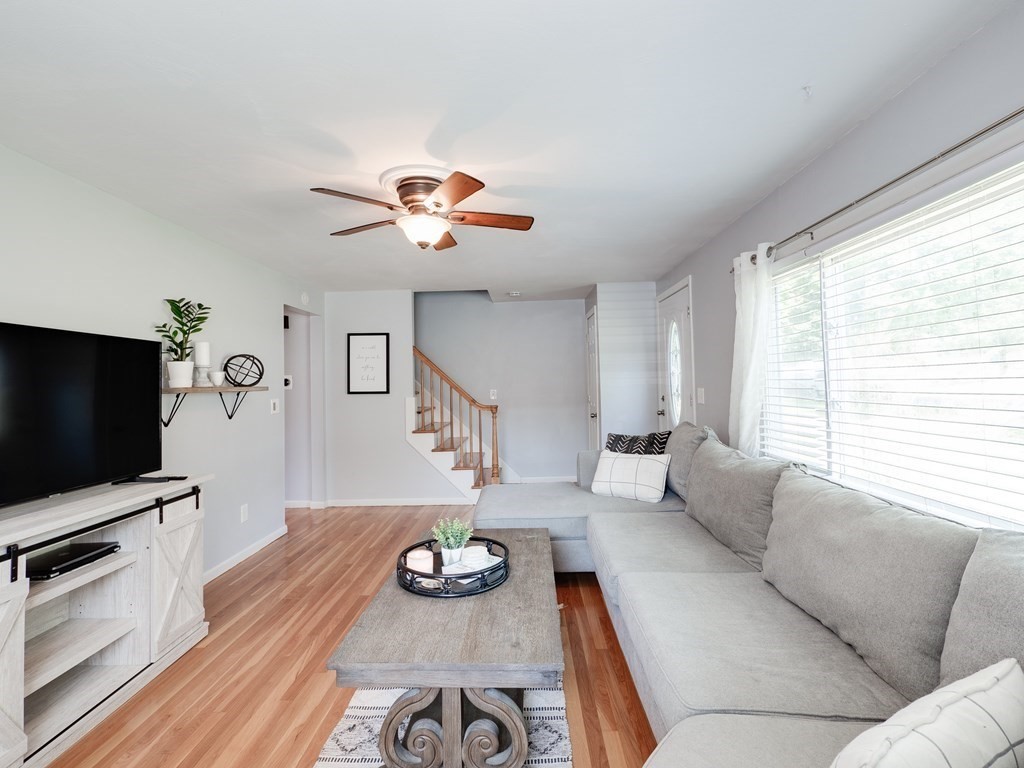 161 Robinson Road West Springfield, MA 01089 - Photo 15 of 33 Gallery Image 15