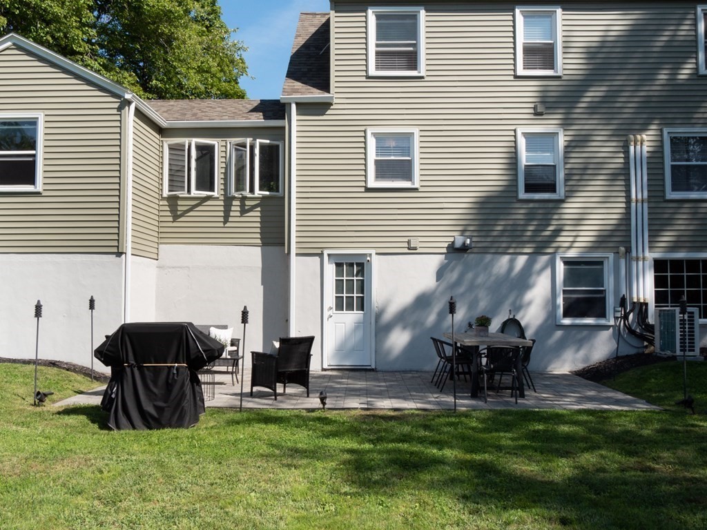161 Robinson Road West Springfield, MA 01089 - Photo 33 of 33 Gallery Image 33