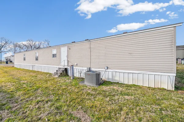 $795 | 302 Jennifer Street, Oak Grove, KY 42262