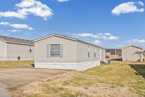 $795 | 302 Jennifer Street, Oak Grove, KY 42262