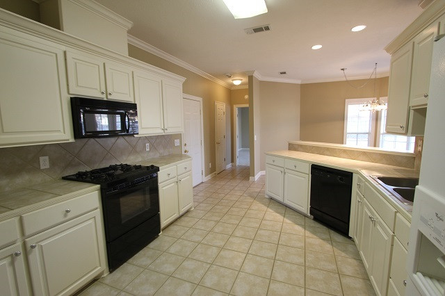 106 Stonebridge Lane Clinton, MS 39056 - Photo 4 of 44 Photo 4