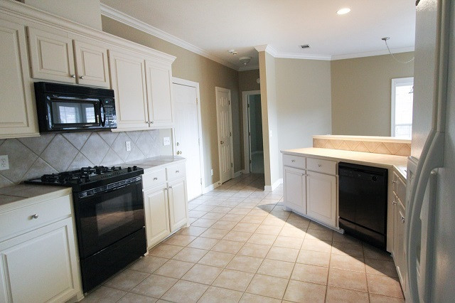 106 Stonebridge Lane Clinton, MS 39056 - Photo 8 of 44 Photo 8