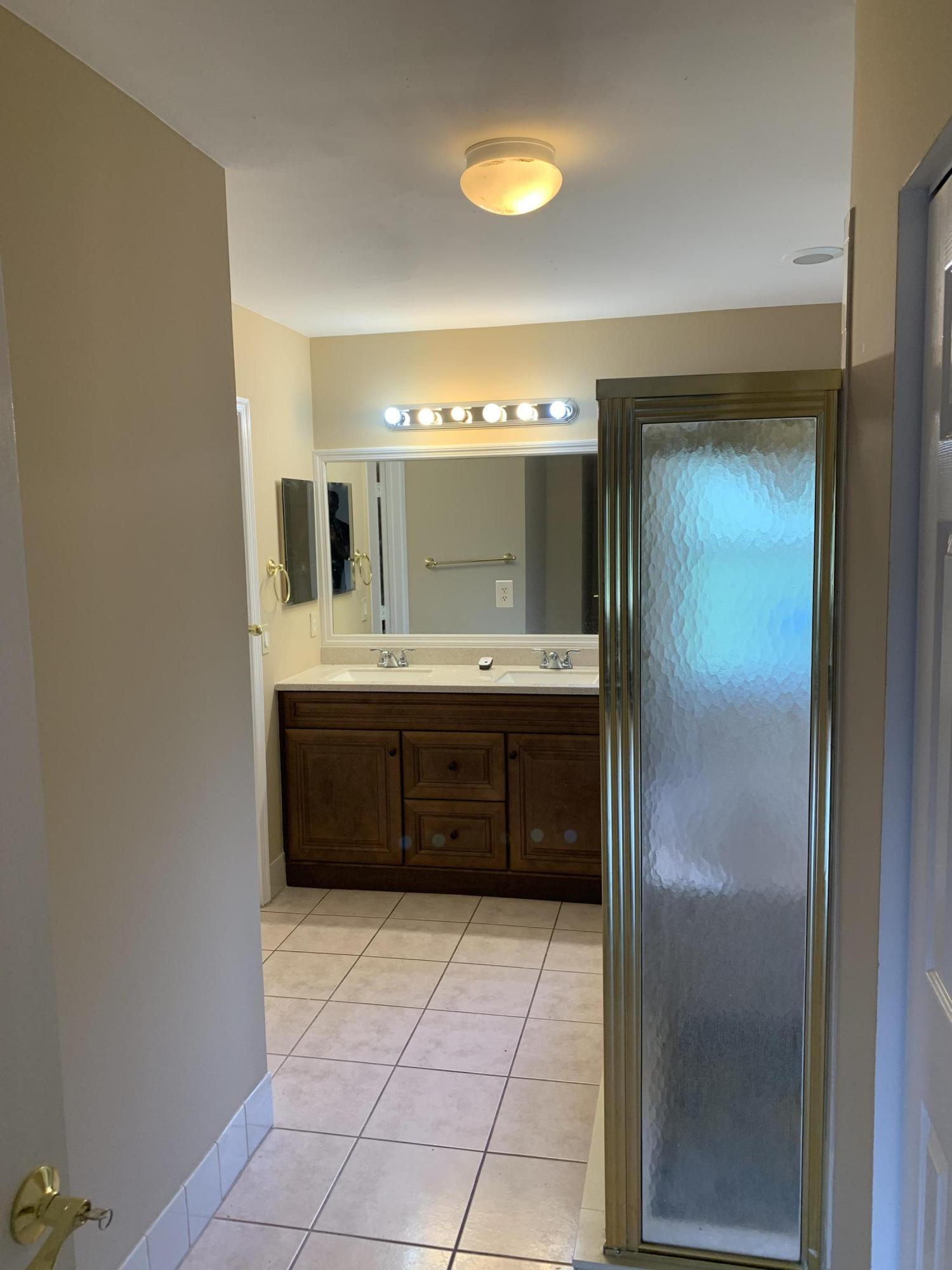 1023 Fosters Mill Road Boynton Beach, FL 33436 - Photo 18 of 22 Master Bathroom