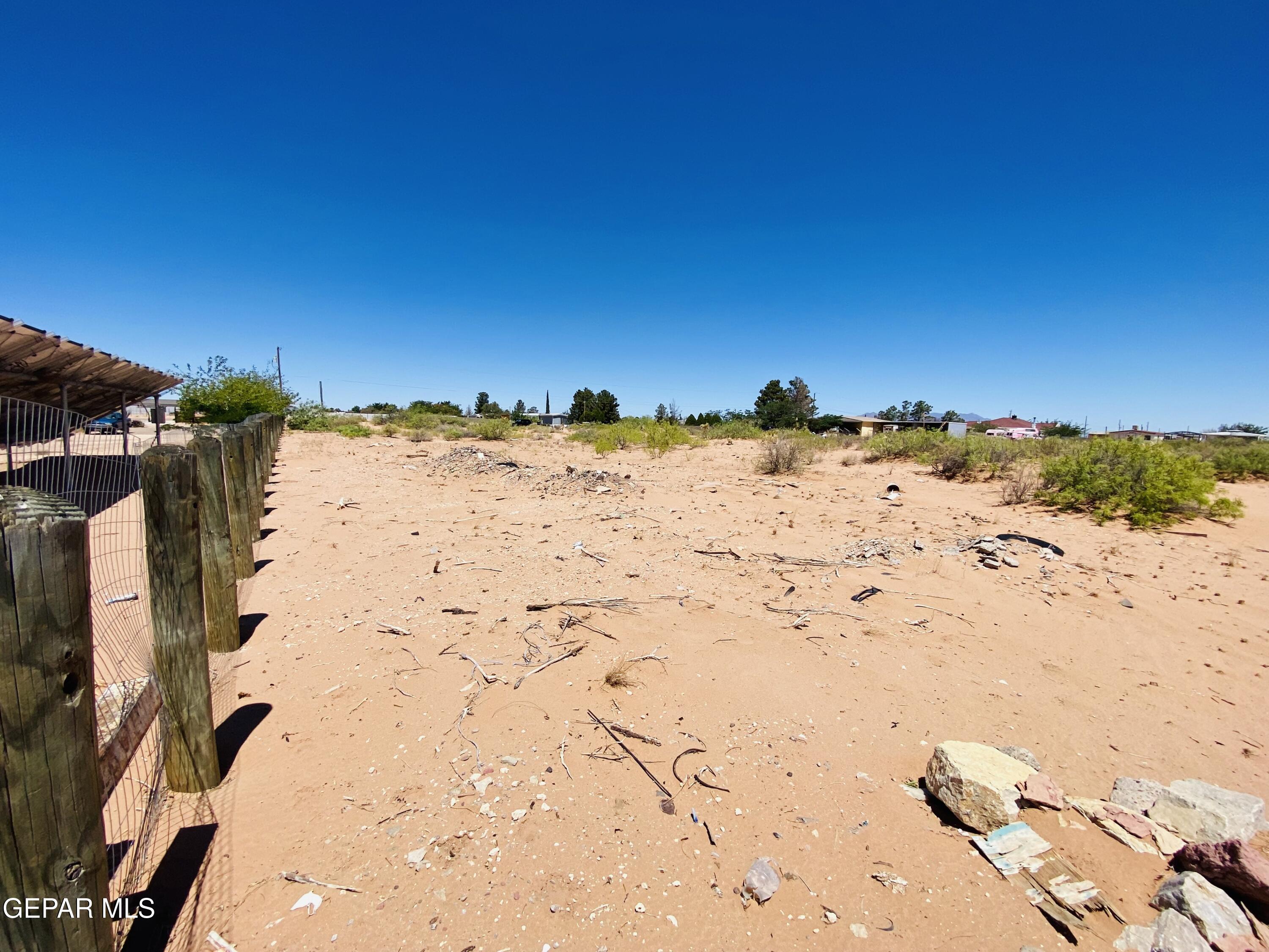 709 Rosencrans Street Chaparral, NM 88081 - Photo 10 of 10 a view of beach and ocean