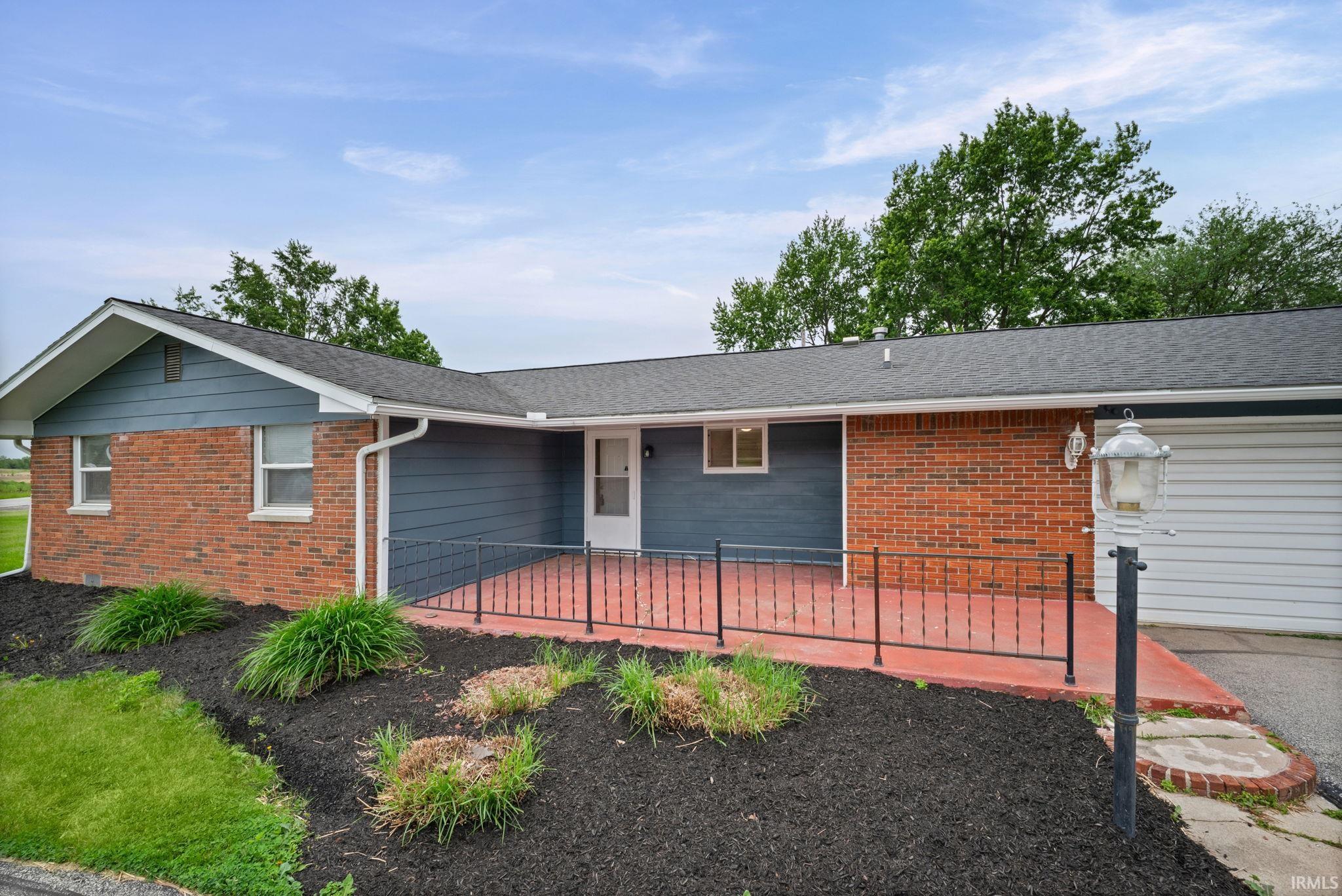 3049 South Park Road Kokomo, IN 46902 - Photo 3 of 35