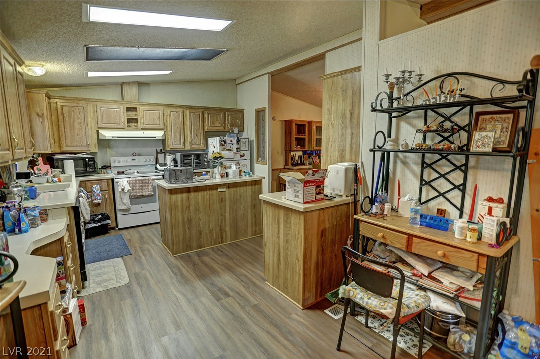 860 Greenwood Road Pahrump, NV 89060 - Photo 16 of 46 Gallery Image 16
