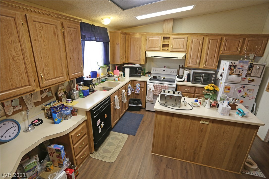860 Greenwood Road Pahrump, NV 89060 - Photo 17 of 46 Gallery Image 17
