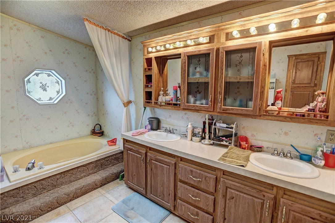 860 Greenwood Road Pahrump, NV 89060 - Photo 32 of 46 Gallery Image 32
