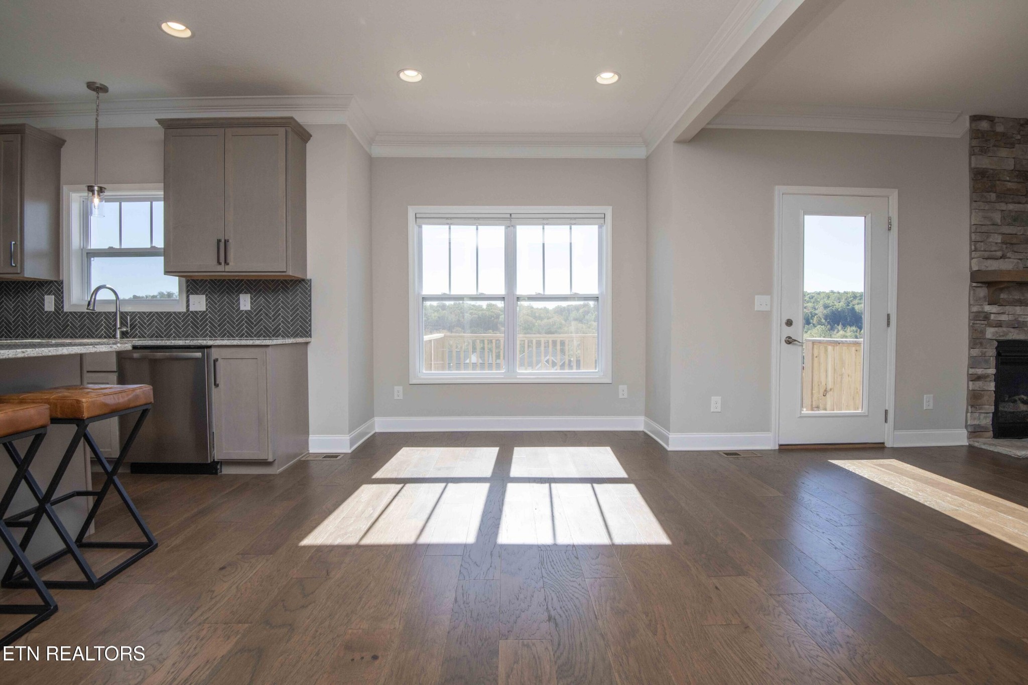 109 Chaseberry Road Oak Ridge, TN 37830 - Photo 9 of 46