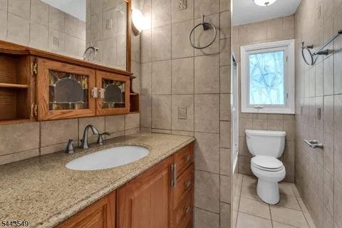 $888,888 | 77 Schwinn Drive, Clark, NJ 07066