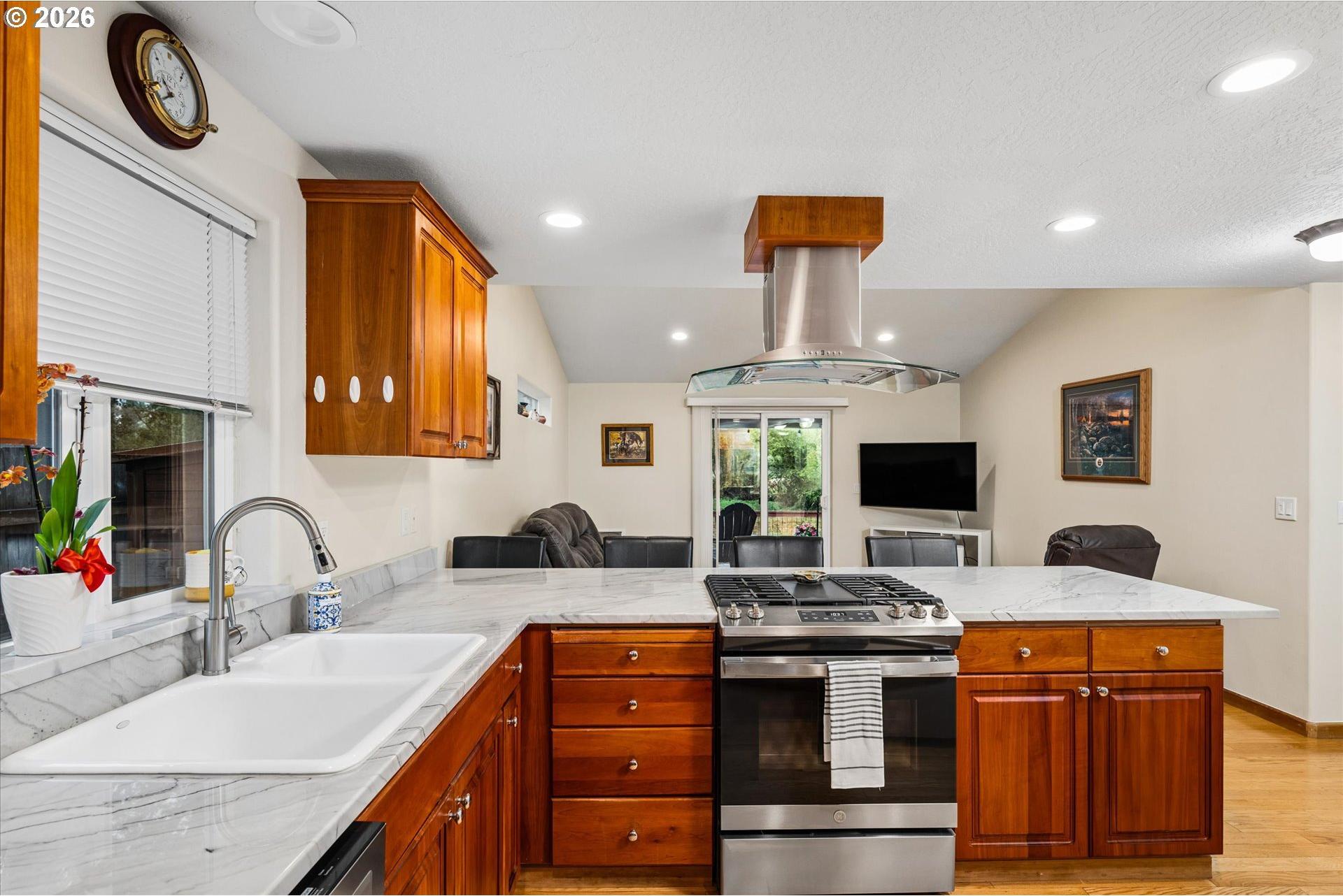 4241 Cole Way Springfield, OR 97478 - Photo 11 of 38 Gallery Image 11