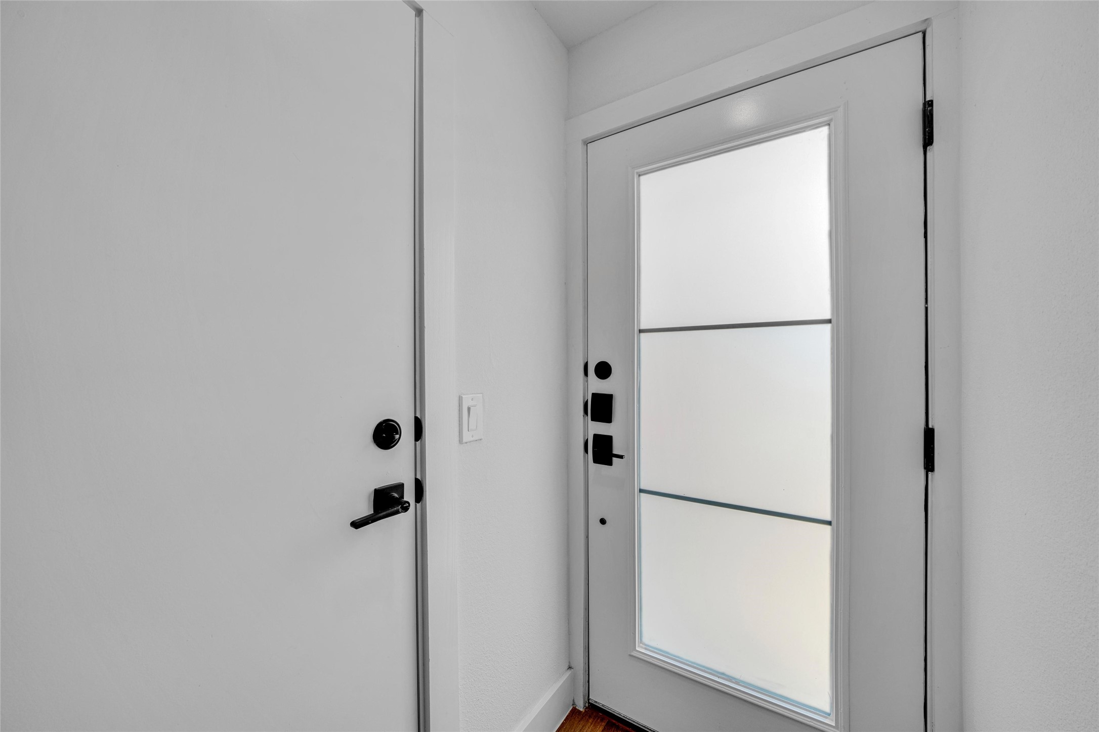 1601-622 Mustang Drive Marble Falls, TX 78654 - Photo 3 of 16 a white refrigerator freezer and a dishwasher